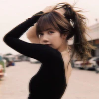 Lalisa Manobal [ ManCharlotter_Cô ]