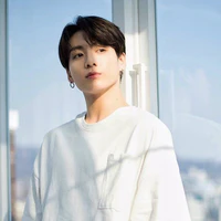 Jeon Jungkook ( cậu )