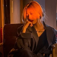 Hoàng Nguyệt Song Ngư_Pisces Kim