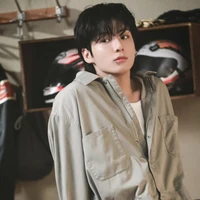 Jeon Jungkook [ cậu ]
