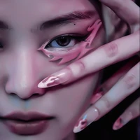 Kim Jennie...