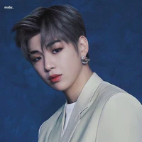 Kang Daniel (hắn)