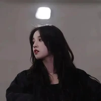 Hạ Hoàng Nghi__bff nu9