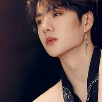 Vương Nhất Bác-Hắn