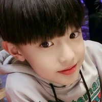 Trương Trach Vũ(9 tuổi)