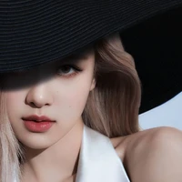 𝒓𝒐𝒔𝒆𝒔_𝒂𝒓𝒆_𝒓𝒐𝒔𝒊𝒆