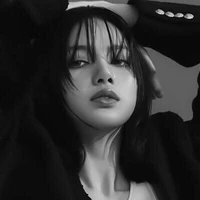 LISA MANOBAN " Cô "