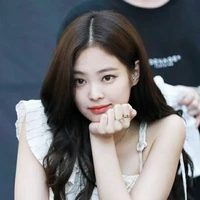jennie(cô chủ lớn của một công ty