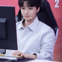 Vương Tuấn Khải