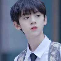 Hàn Quyết Dương_nam9_