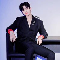 La Liam Manoban_Anh 3 Nàng