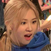 Đũy Tác Giả Ây:)