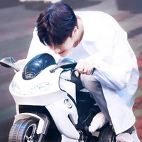 Vương Nhất Bác