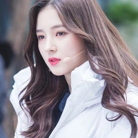 Nancy (mẹ cô)