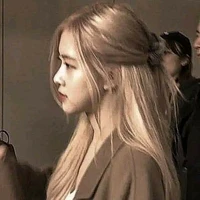 Park Chaeyoung /nàng/