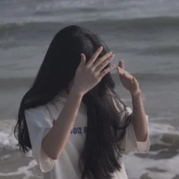 Hạ Tử Linh _bff nu9 (nu8)