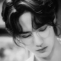 Vương Nhất Bác -Bạch Mẫu Đơn