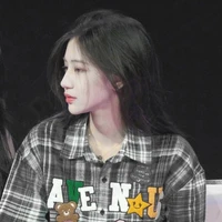 Viên Nhất Kỳ ( cậu )