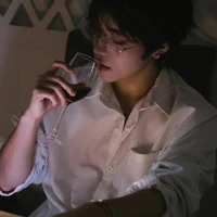 Wang Yeong Joon [Vệ sĩ của Chaeyoung]