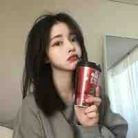 Triệu Song Tử / @Tu_Hotgirl