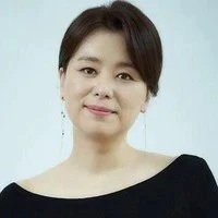 Hong Hyun Sook (Mẹ cô)