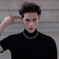 Nhiếp Hiên_em họ na9