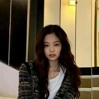 Kim Jennie - Em