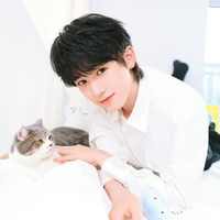 Tống Á Hiên (17 tuổi)