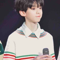 Tả Hàng(lúc nhỏ)