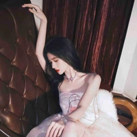 Dương Minh Nhi - Mẹ cô