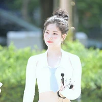 Kim Dahyun [ nàng ]