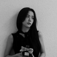 Kim Jisoo ( Y)