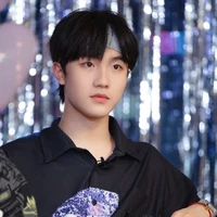Tô Tân Hạo( y)