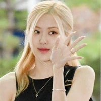 Chaeyoung (Rosé)