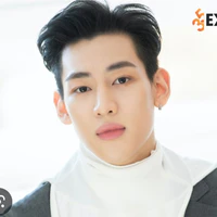 Kunpimook Bhuwakul [ BamBam ]