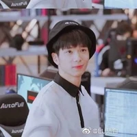 Đới Phong-Demo