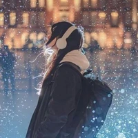 Tuyết Y Bảo Bình/Lan Y