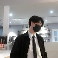 Lưu Trương Hoàng( ba nu9)