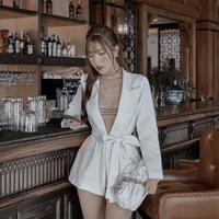 QÙYNH NÚI