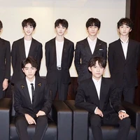 các anh, các hắn