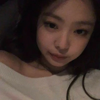 Kim Jennie / em/