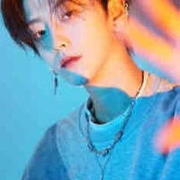 Quý Nam Hải lúc 20 tuổi ( nam9 ) 