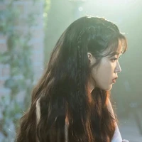 La Ji-Eun Manoban(IU)