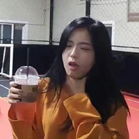 Tg Umê Kim Lùn