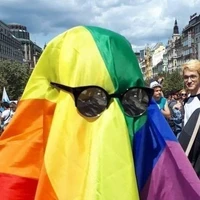 Tất cả những người có mặt