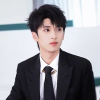 Nghiêm  Hạo Tường