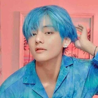 Taehyung- Hắn
