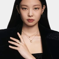 𝗞𝗶𝗺 𝗝𝗲𝗻𝗻𝗶𝗲 ( Jisoo - Cô )