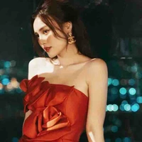 Ninh Dương Lan Ngọc(bạn Ngân)