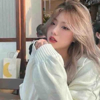 Chị nữ 9 Lý Vân